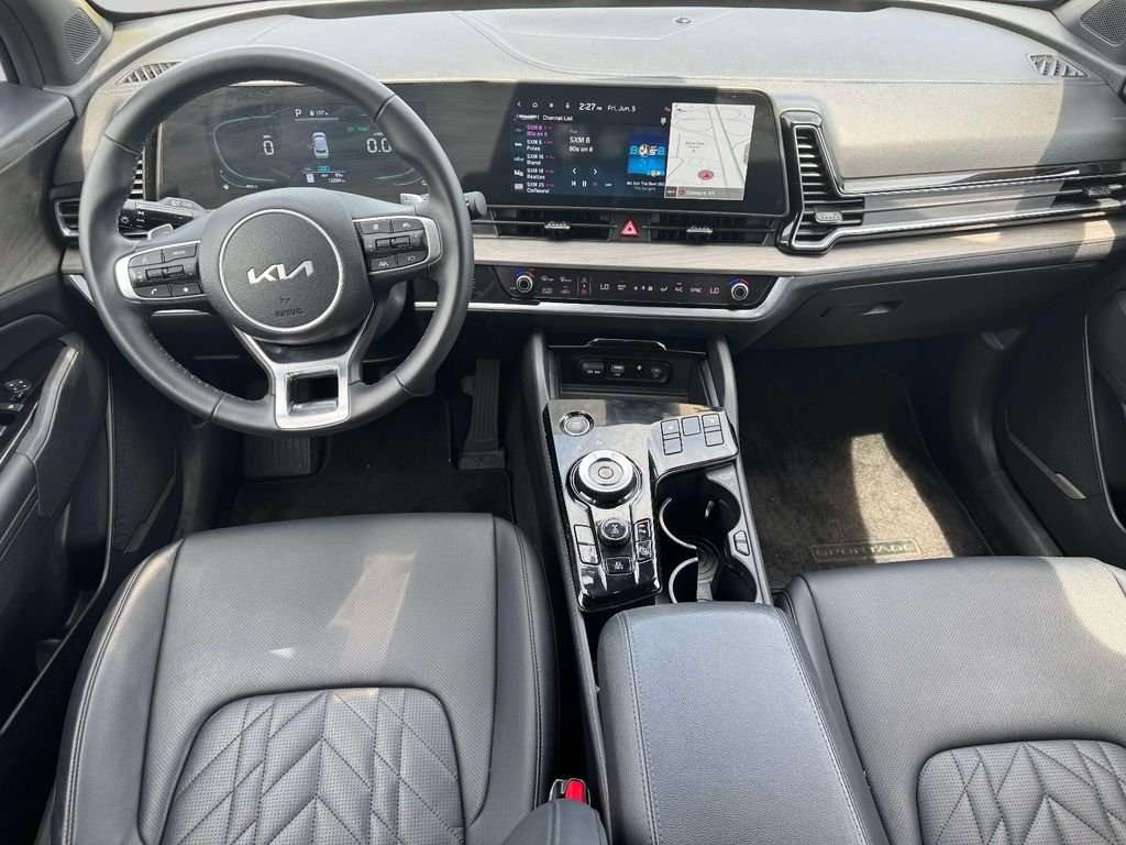 Used 2023 White Kia X-Line image 11