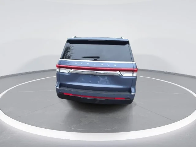 Used 2023 Blue Lincoln Reserve image 7