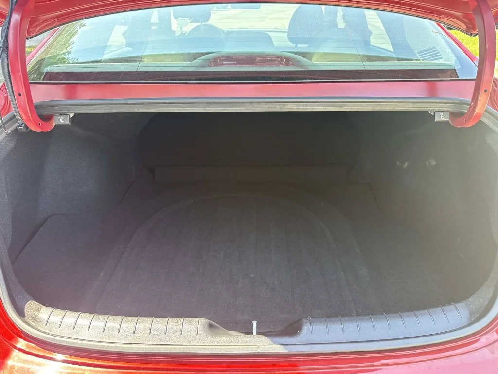 Used 2024 Red Hyundai SEL image 16