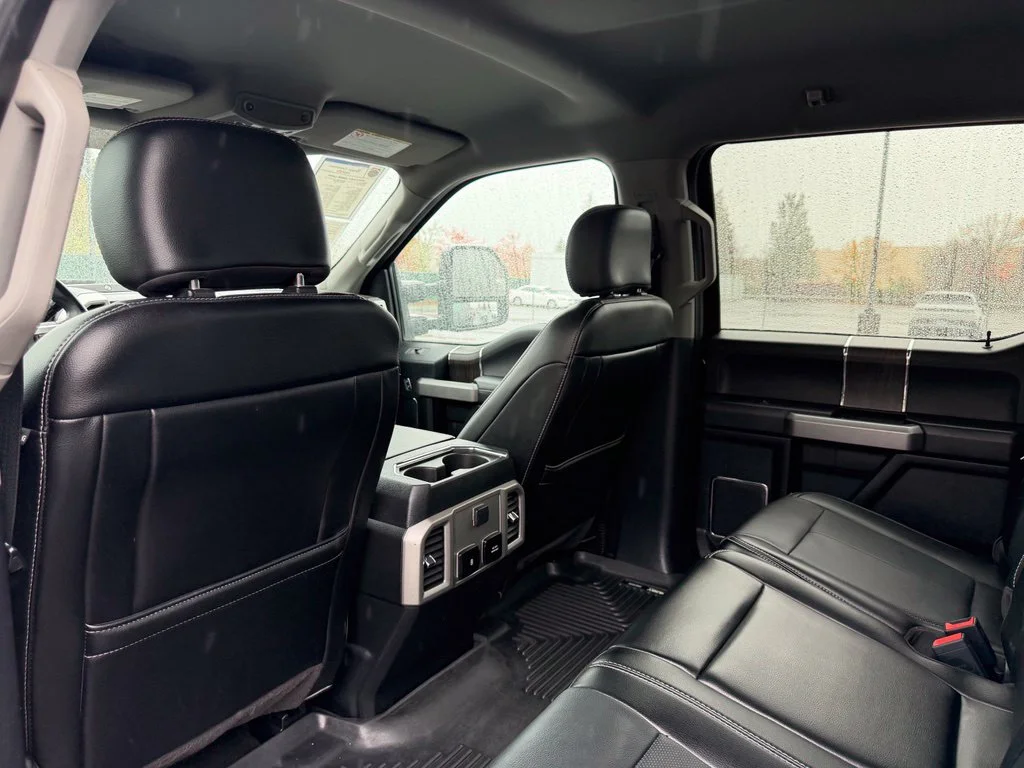 Used 2020 Agate Black Metallic Ford Lariat image 32