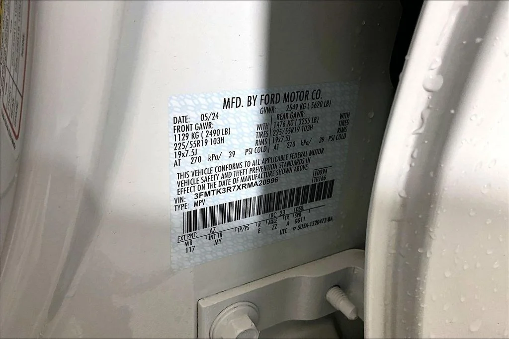 Used 2024 White Ford Premium image 26