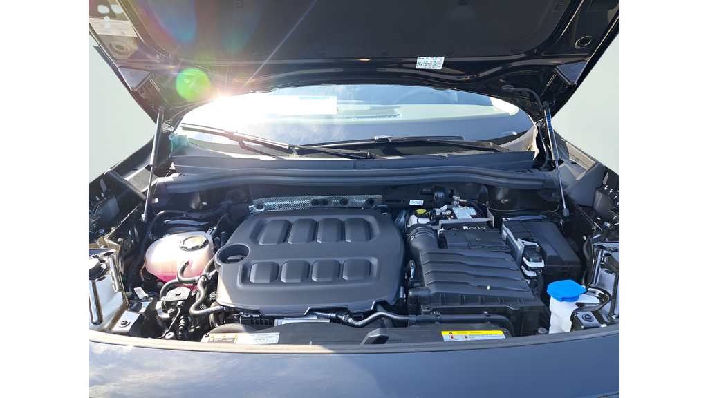 2025 Volkswagen Tiguan SE - Photo 26