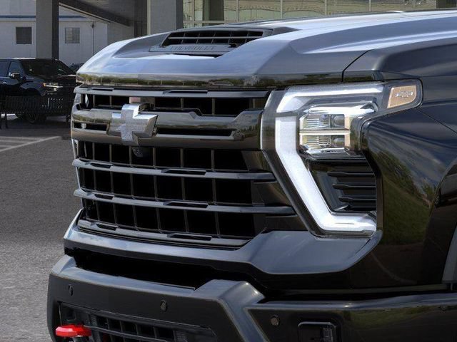 2026 Chevrolet Silverado 2500 HD LTZ - Photo 13