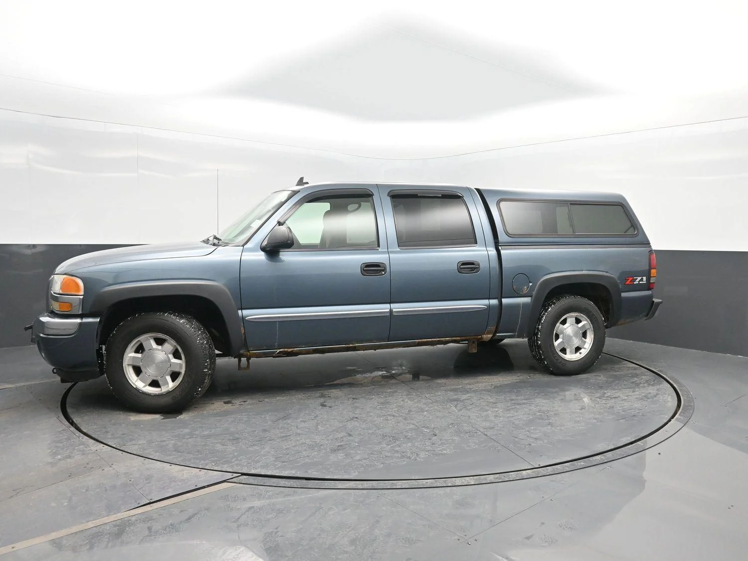 2006 GMC Sierra 4WD Crew Cab 5 1/2-ft SLE2's photo