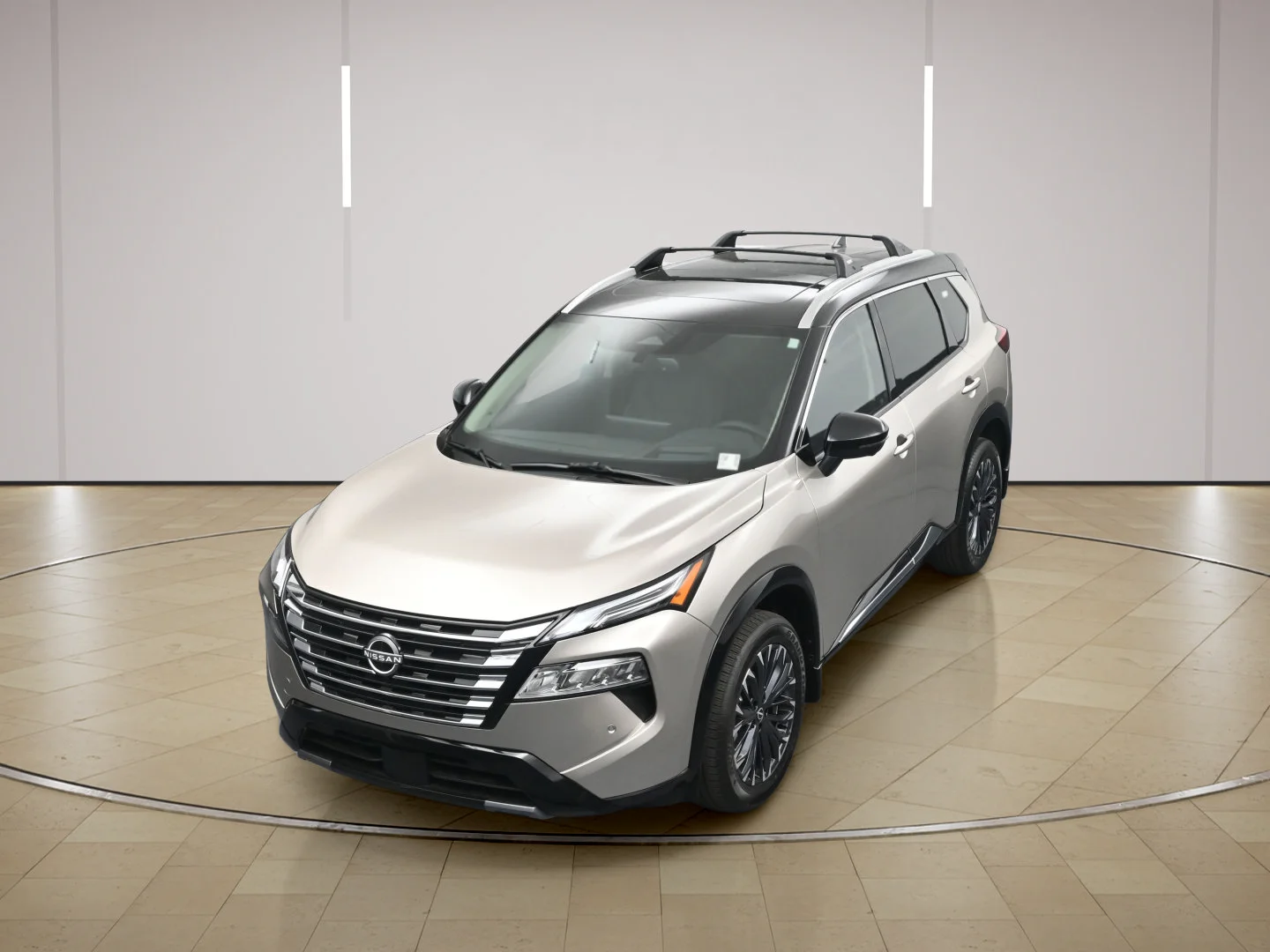 New 2026 Champagne Silver Metallic/Super Black Nissan Platinum image 33