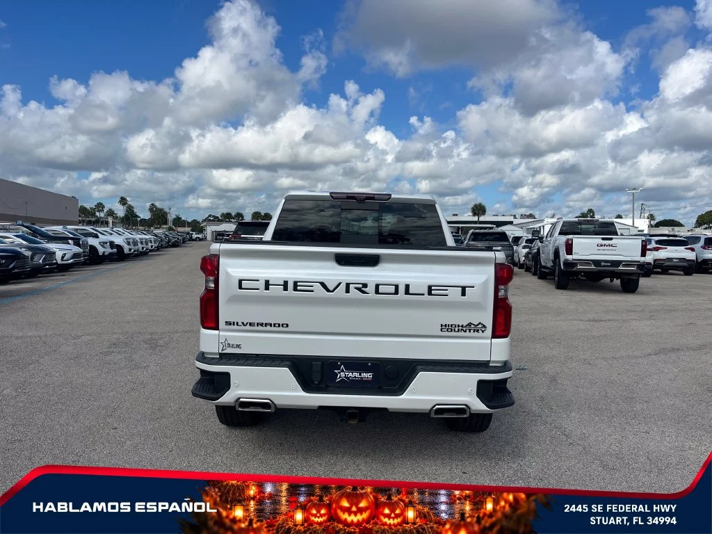 Used 2023 IRIDESCENT PEARL TRICOAT Chevrolet High Country image 6