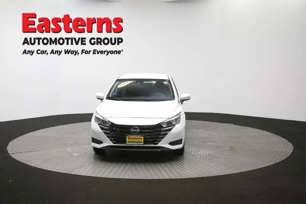 Used 2024 White Nissan 1.6 SV image 51