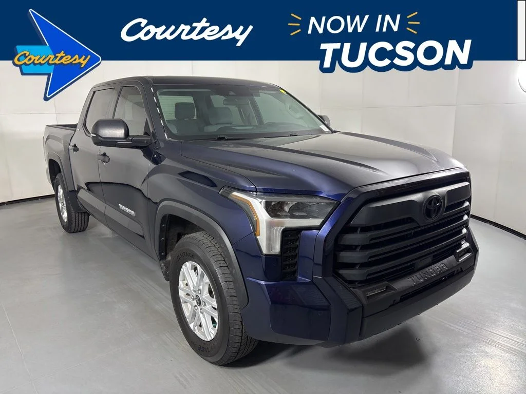 Used 2022 Blue Toyota SR5 image 1