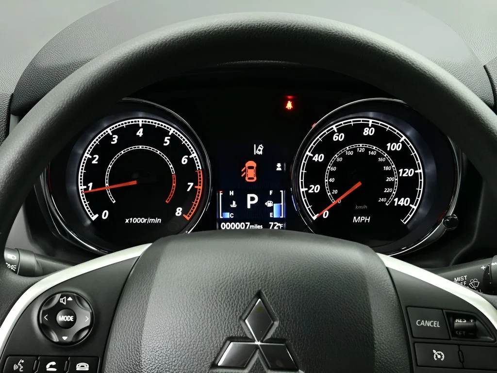 New 2026 Mercury Gray Metallic Mitsubishi S image 11