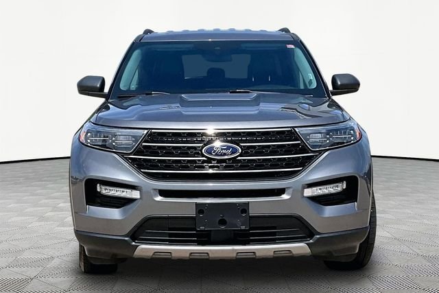 Used 2022 Gray Ford XLT image 3