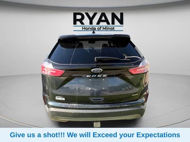 Used 2022 Blue Metallic Ford SEL image 7