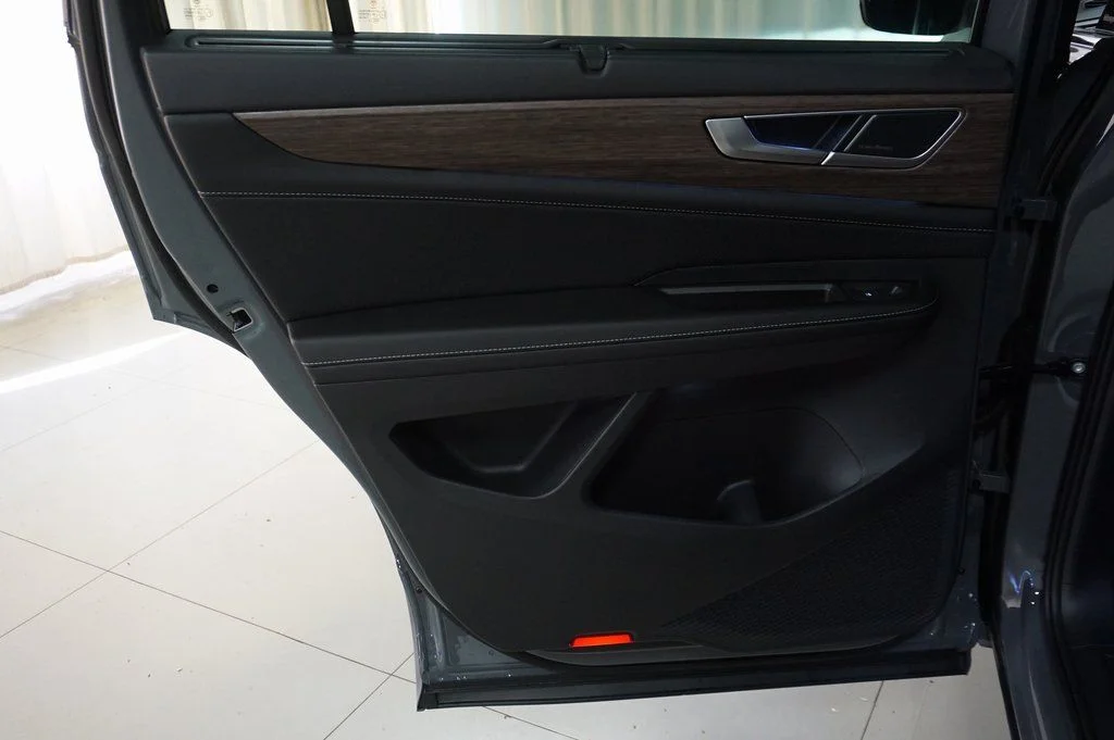 New 2026 Pure Gray Volkswagen 2.0T SEL Premium R-Line image 30