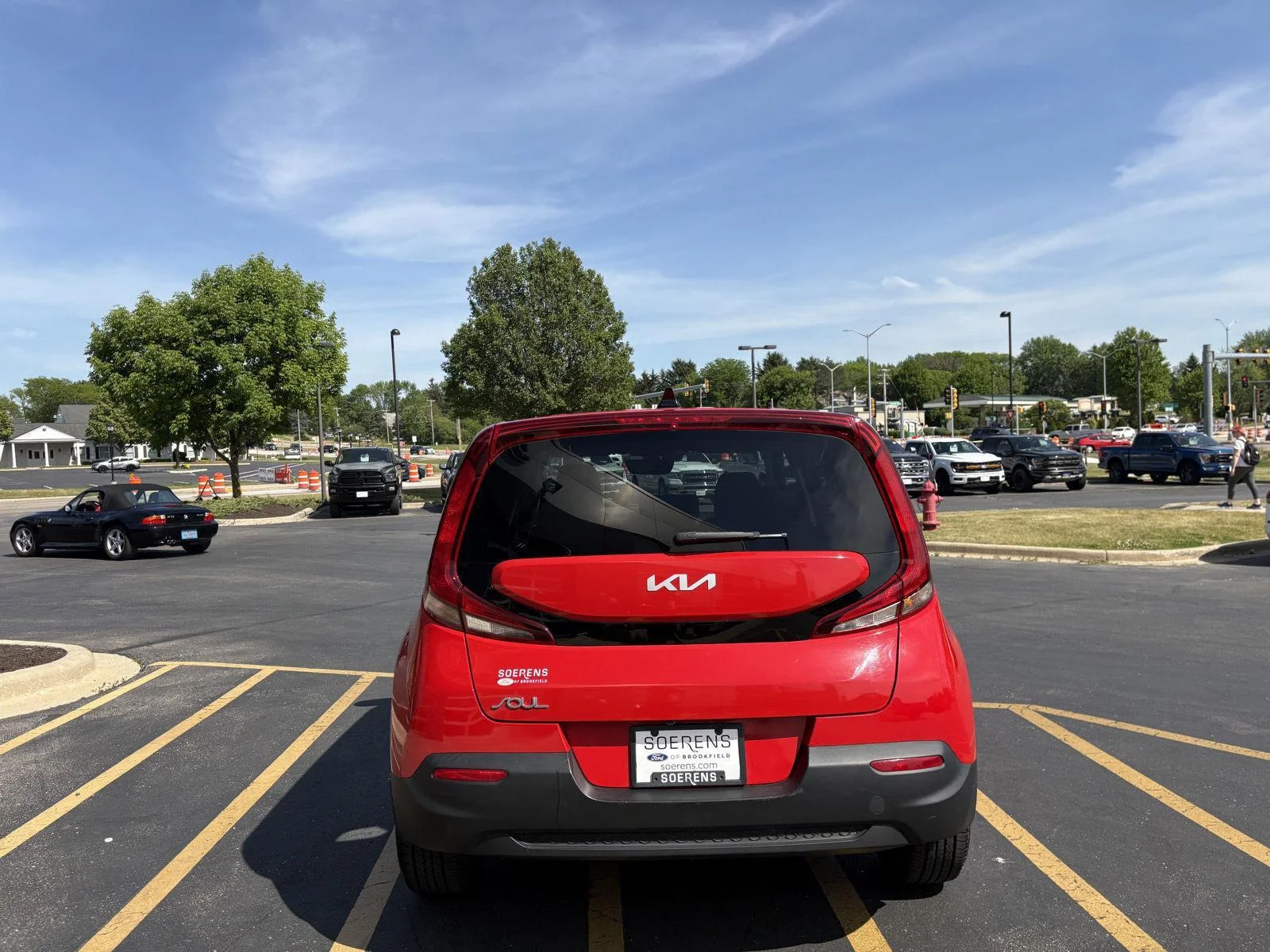 Used 2022 Inferno Red Kia LX image 5