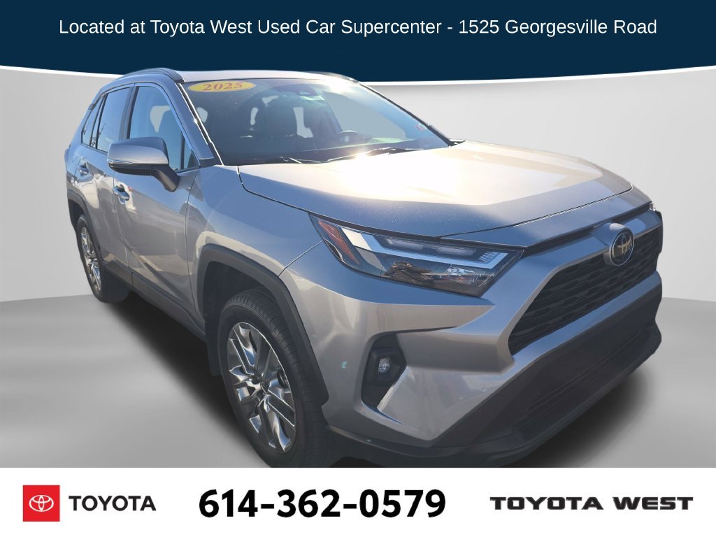 Used 2025 Silver Toyota XLE Premium image 1