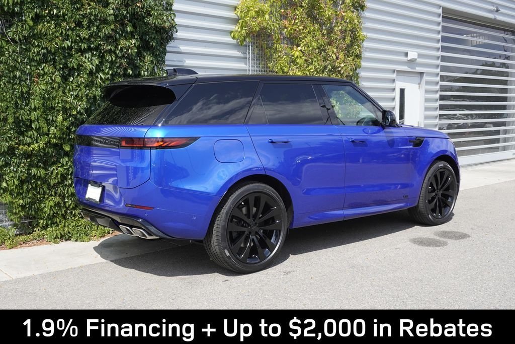 New 2026 Velocity Blue LAND ROVER Autobiography image 4