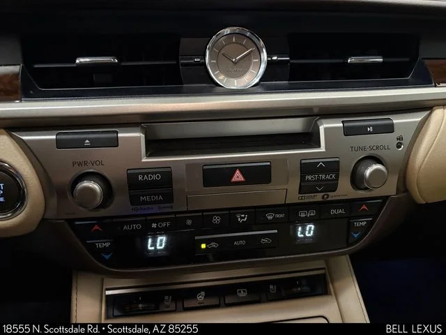 Used 2017 White Lexus 350 image 15