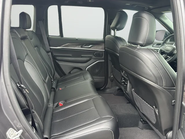 Used 2025 Gray Jeep 4xe image 25