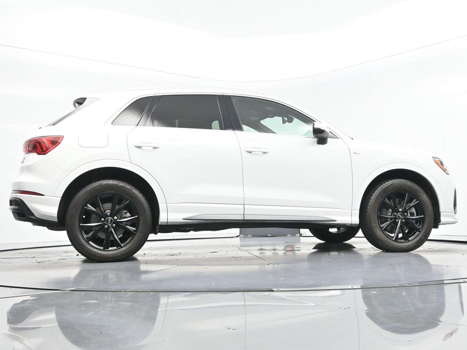 Used 2021 Ibis White Audi S line Premium image 40