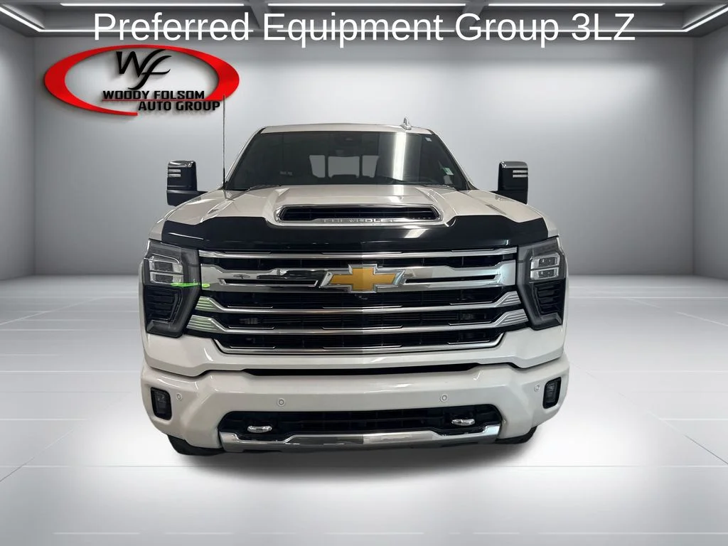 Used 2025 Beige Chevrolet High Country image 2
