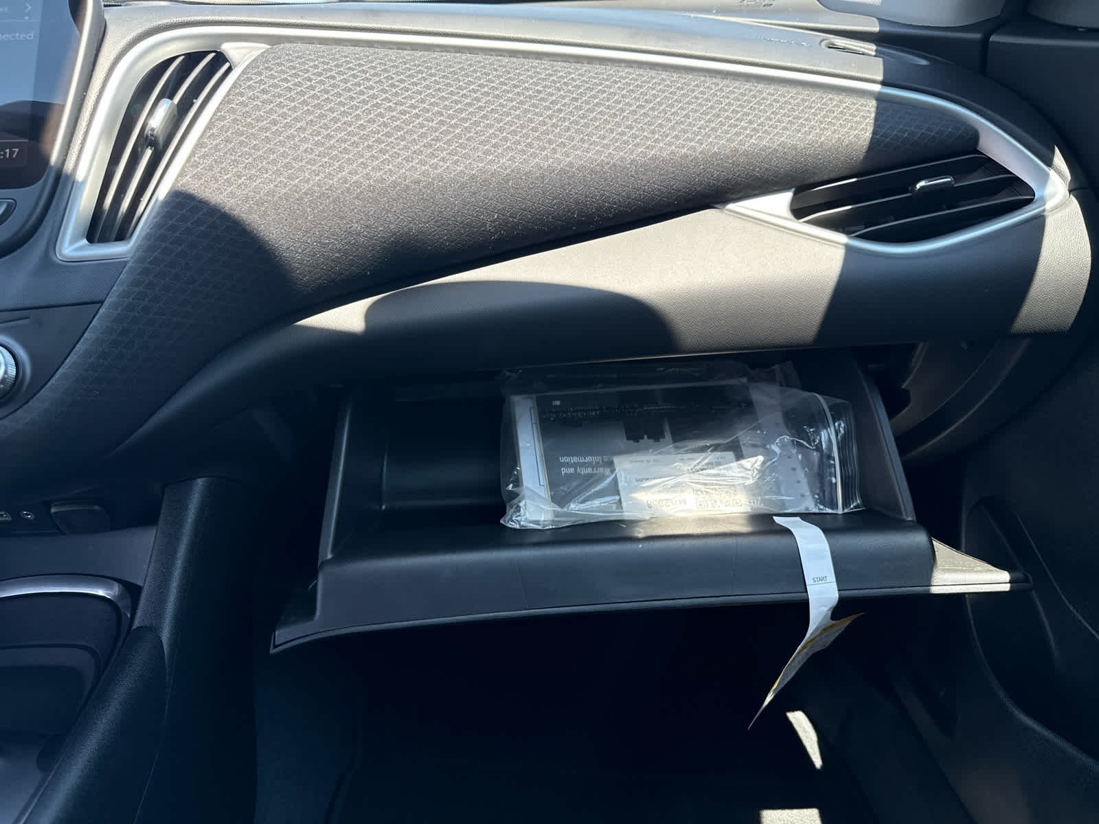 Used 2022 Dark Ash Metallic Chevrolet FL image 20