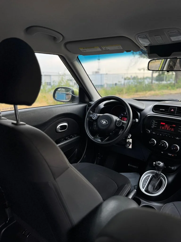 Used 2014 Alien II Kia Base image 28