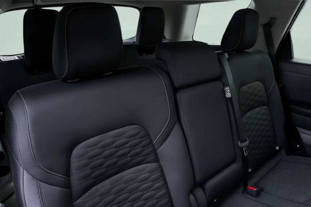 2024 Nissan Pathfinder SV - Photo 56