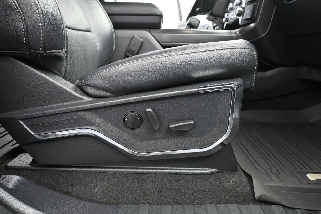 Certified Used 2024 Gray Ford Lariat image 40