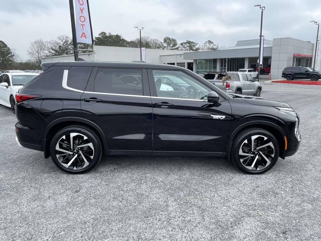 Used 2024 Mitsubishi Outlander Plug-in Hybrid SE with VIN JA4T5VA90RZ014282 for sale in Sylacauga, AL