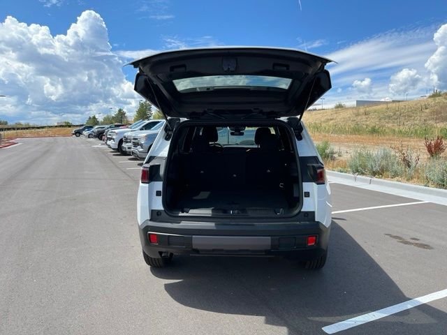 New 2026 Bright White Clearcoat Jeep Laredo image 20