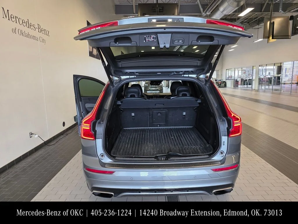 Used 2020 Gray Volvo T5 R-Design image 15