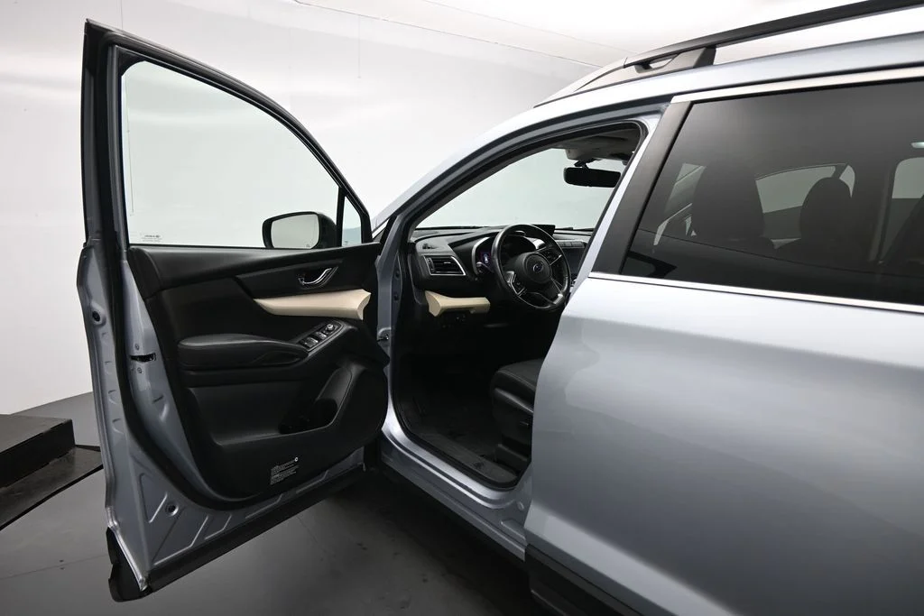 Used 2019 Silver Subaru Premium image 9