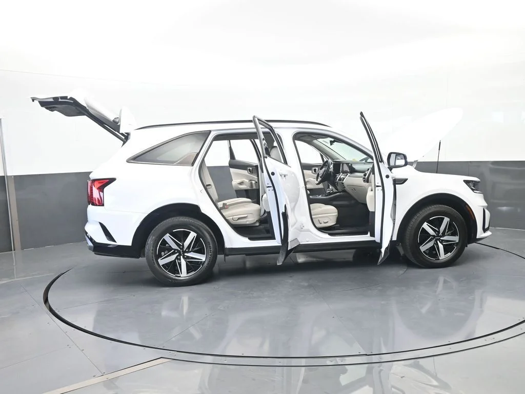 Used 2023 Glacial White Pearl Kia EX image 76