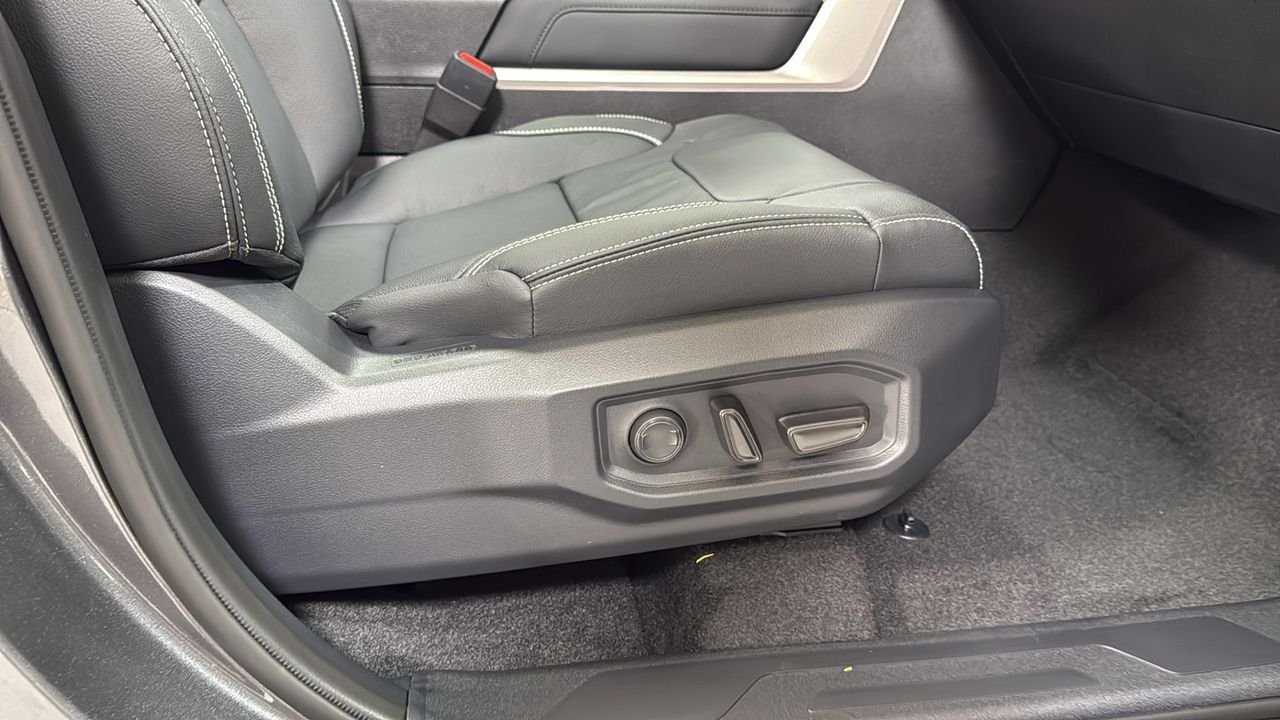 2026 Toyota Tundra Limited - Photo 20