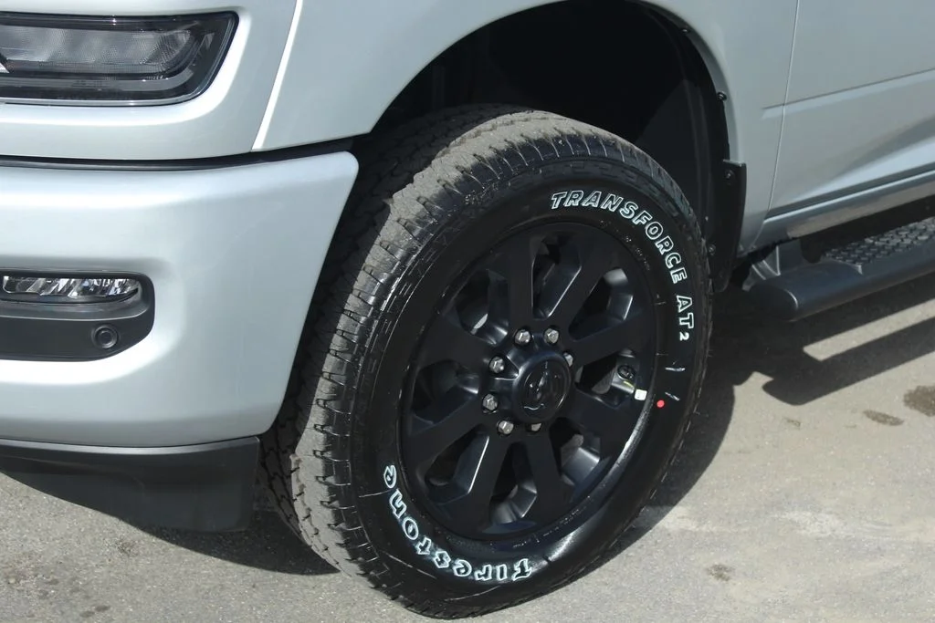 New 2026 Silver Ram Tradesman image 14