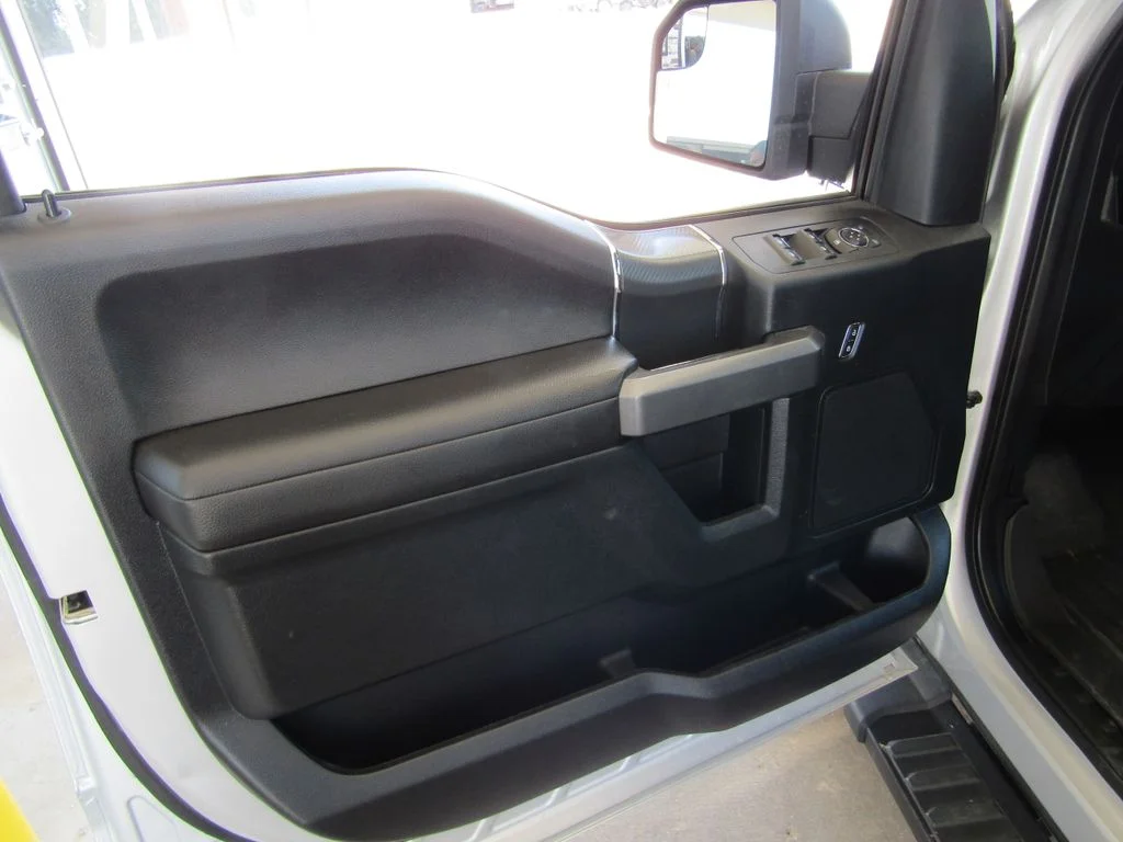 Used 2019 Ingot Silver Ford XLT image 23