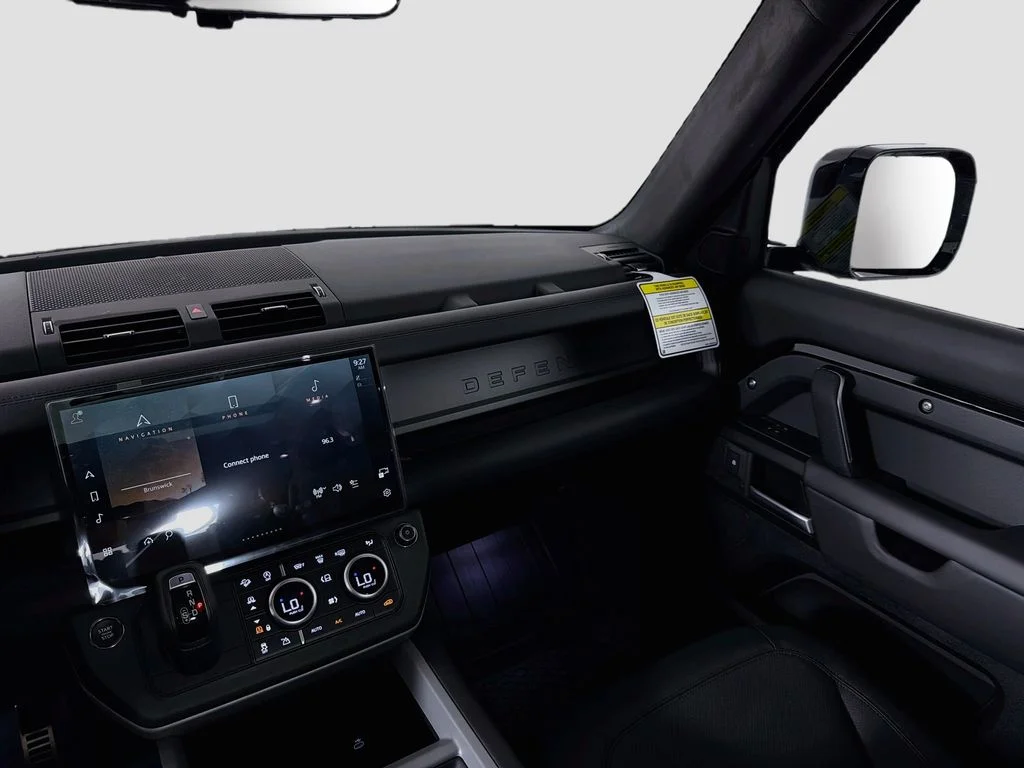 New 2026 Santorini Black Land Rover V8 image 25