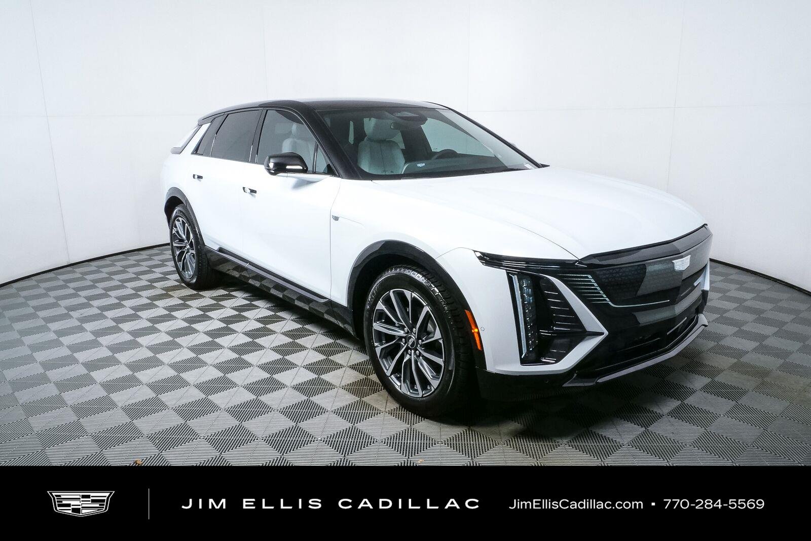New 2027 Vibrant White Tricoat Cadillac Sport image 1