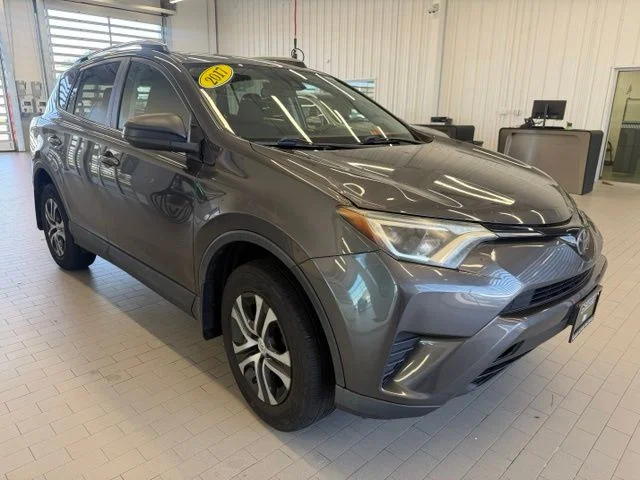 Used 2017 Gray Toyota LE image 3