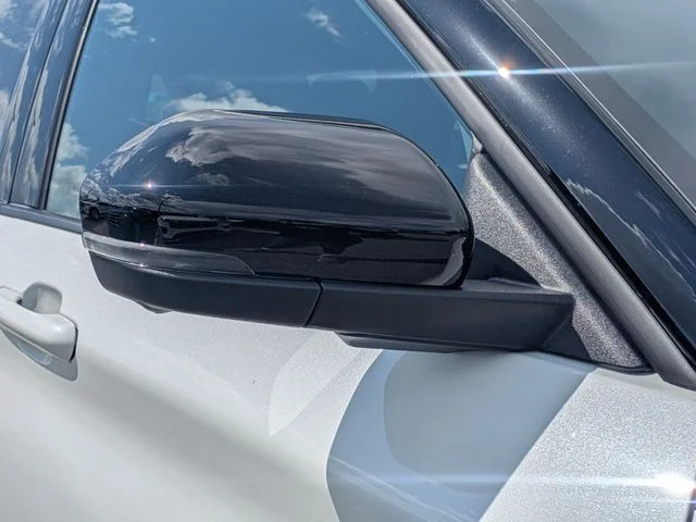 New 2026 Star White Metallic Tri-Coat Ford ST-Line image 12