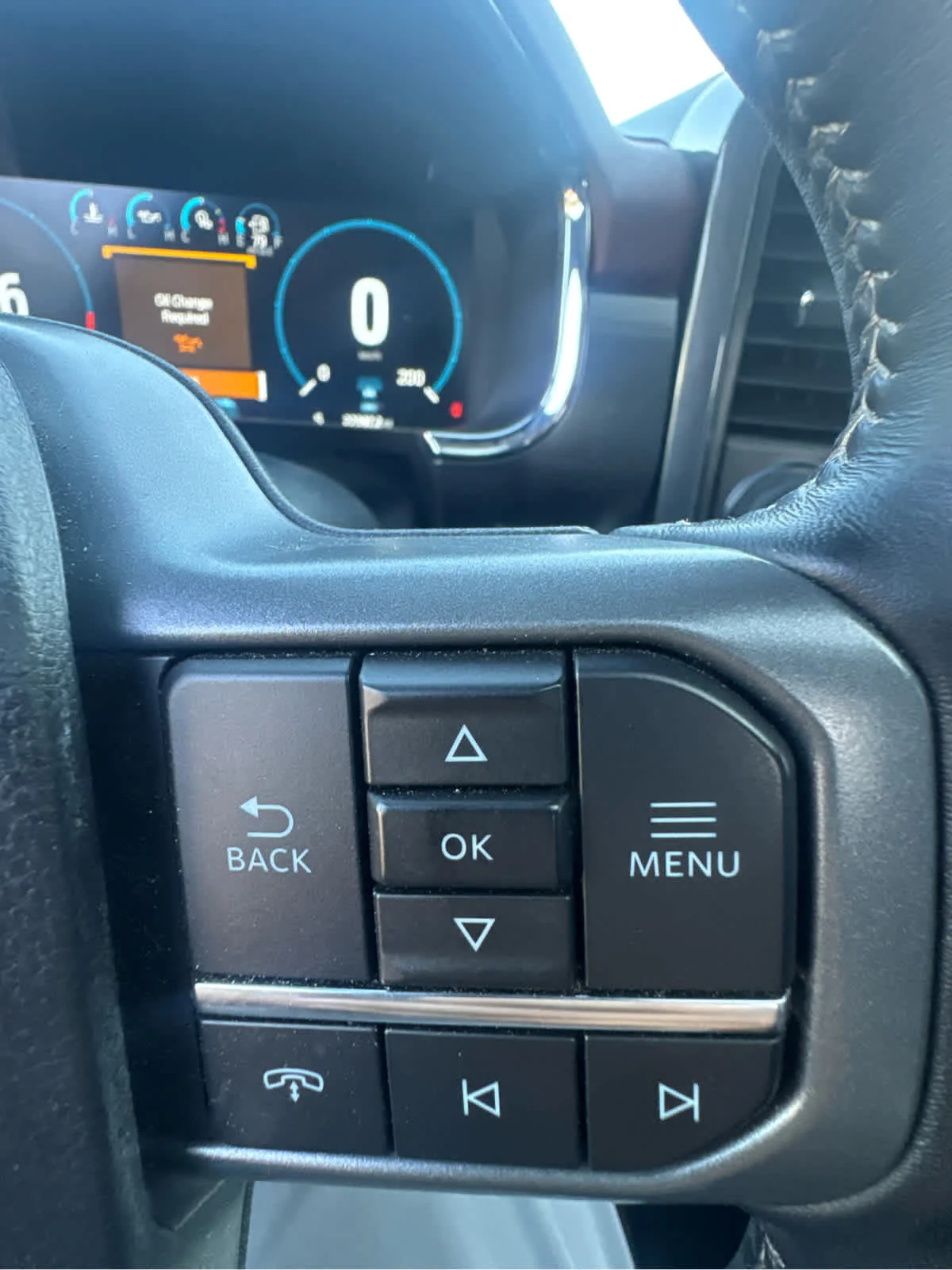 Used 2022 Atlas Blue Metallic Ford LARIAT image 22