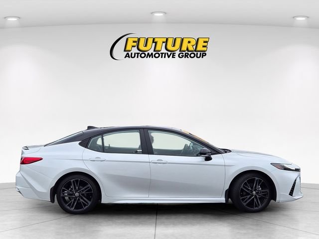 Used 2025 Off-White Toyota XSE image 3