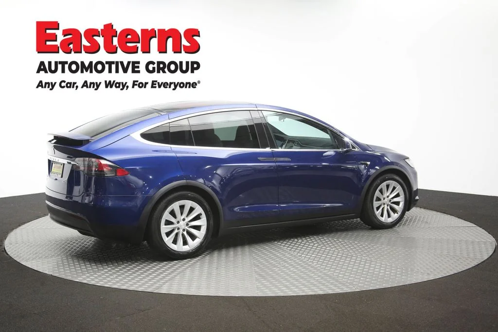 Used 2017 Blue Tesla 100D image 38