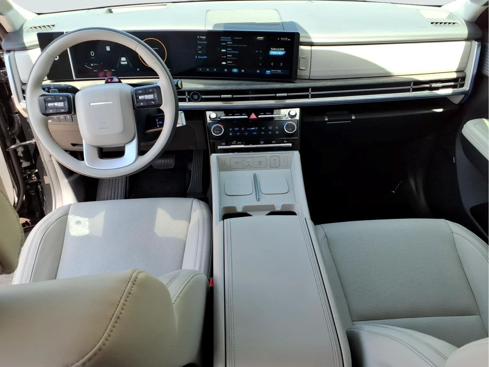 Used 2025 Phantom Black Hyundai Calligraphy image 13