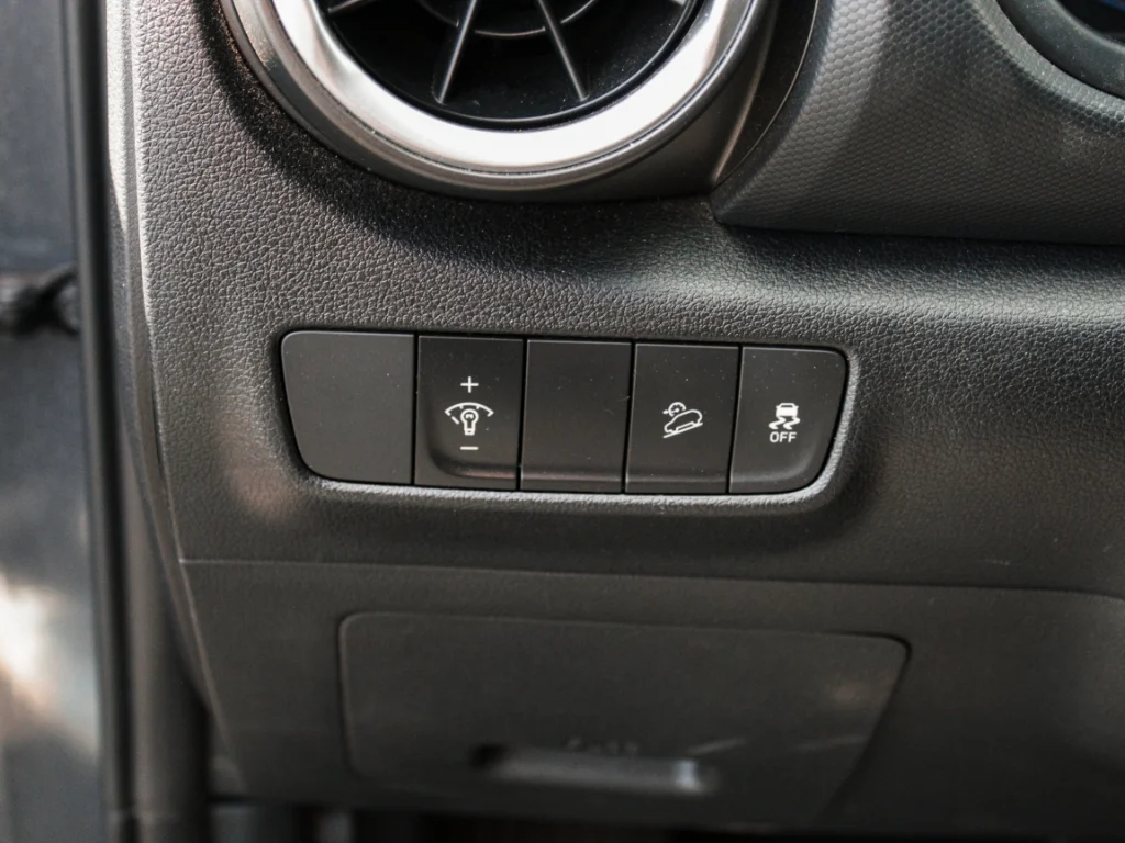 Used 2023 Ecotronic Gray Hyundai SEL image 11