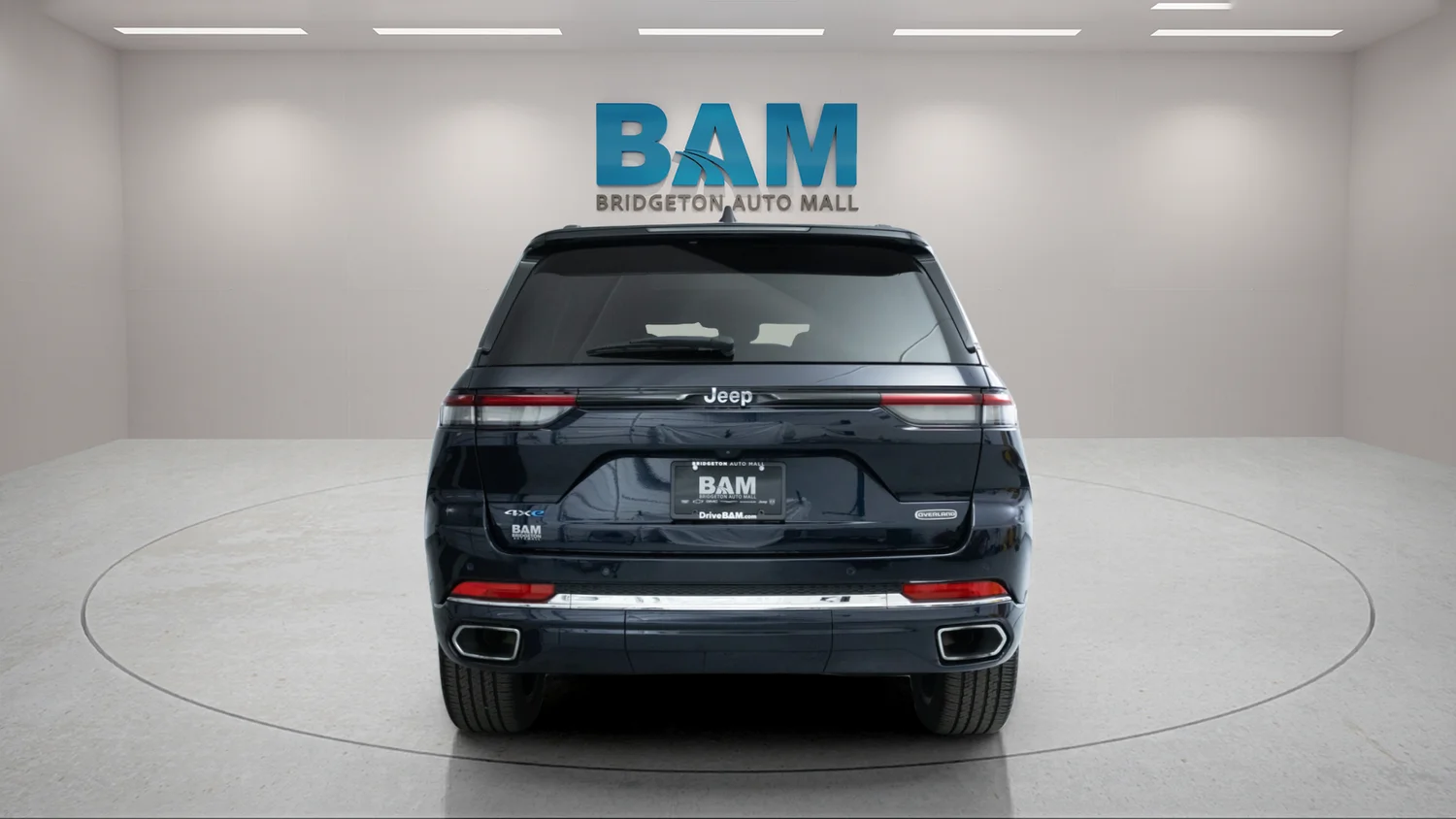 Used 2023 Black Jeep Overland 4xe image 6