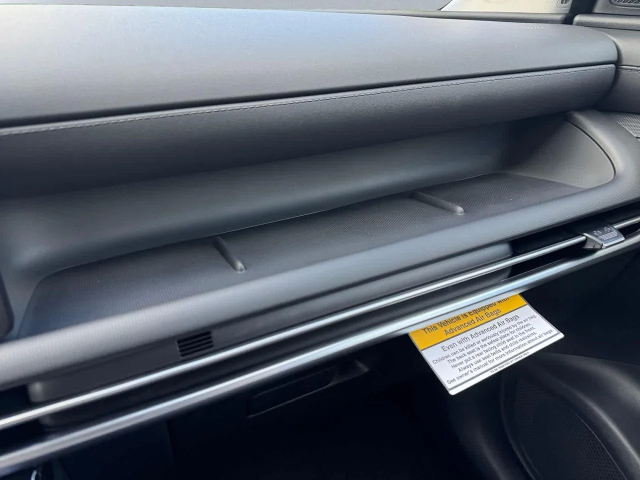 New 2026 White Hyundai SEL Plus AWD image 16