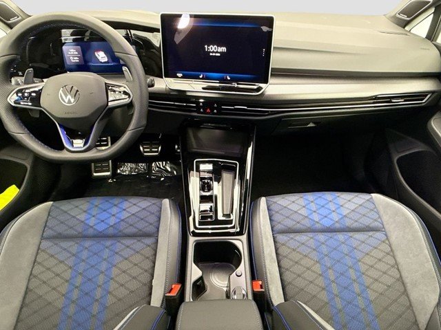 New 2026 Pure White Volkswagen 2.0T image 13