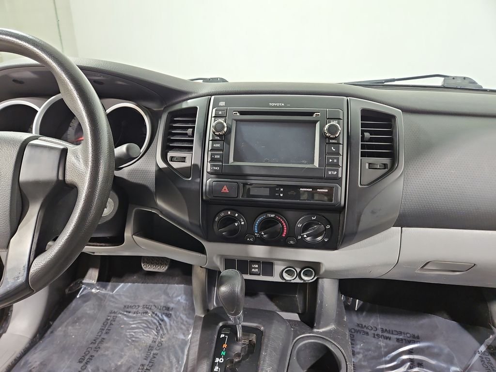 2013 Toyota Tacoma Base - Photo 18