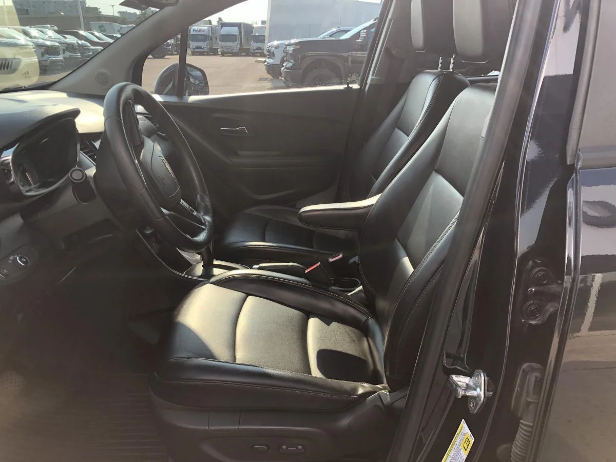 Used 2022 Blue Chevrolet Awd 4dr Lt image 10