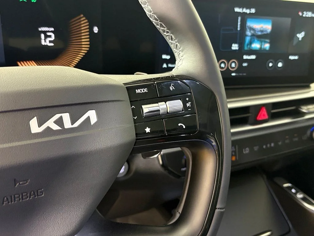 New 2026 Steel Gray Kia EX image 22